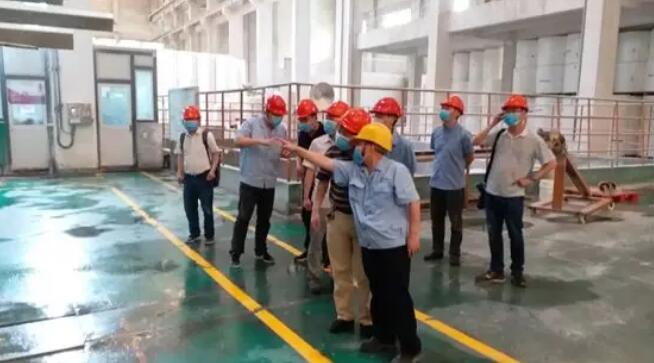 协会组织专家至本市重点用能单位开展节能减排情况调研和服务对接活动
